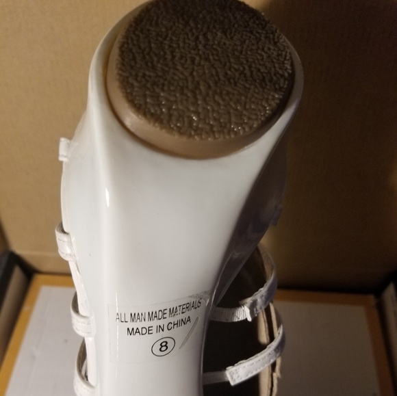 Shoes - Picture 6 of 7